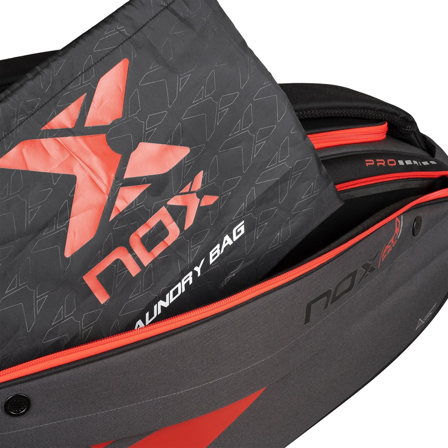 Nox AT10 XXL Padeltasche - 90l